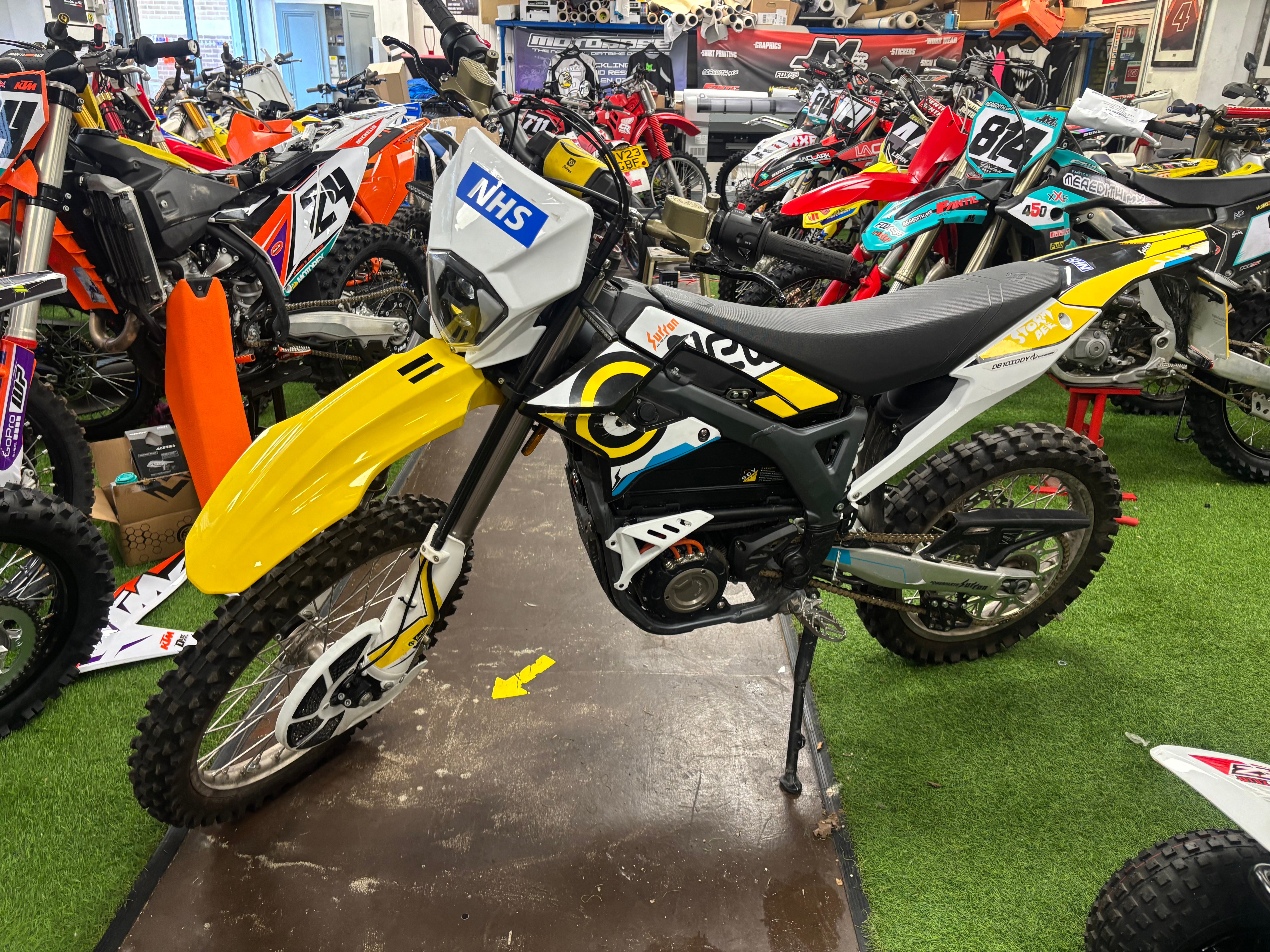 Surron storm bee 2022